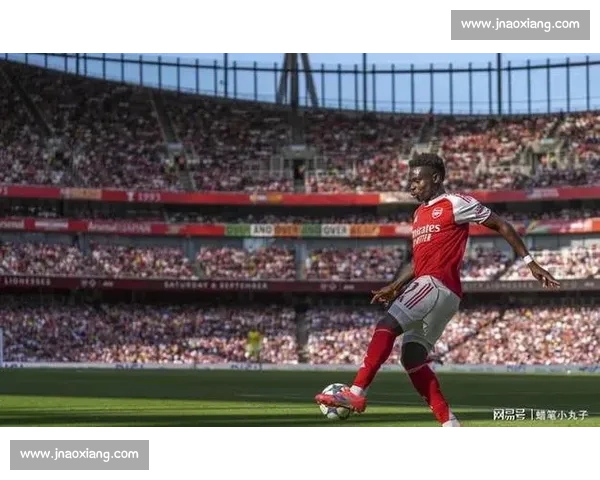 内维尔锐评英超：利物浦似当年曼联，曼城引援质量下滑